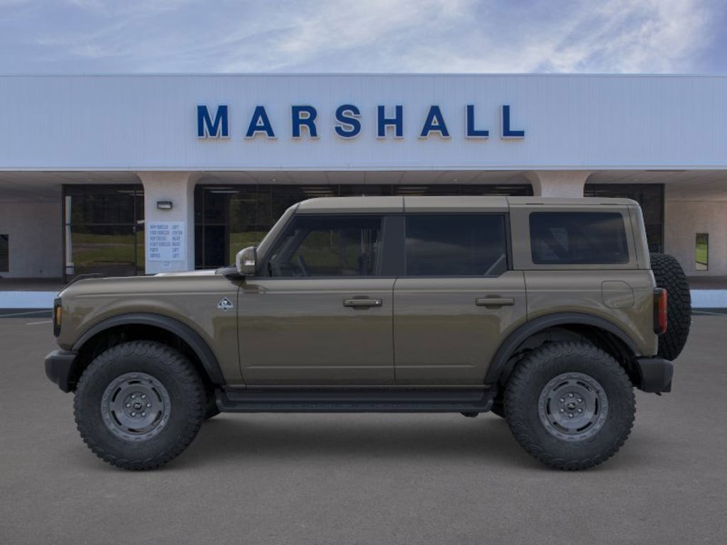 New 2025 Ford Bronco Outer Banks SUV