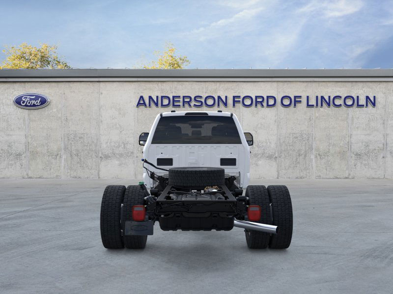 2026 Ford F-550 Super Duty Chassis Cab XLT