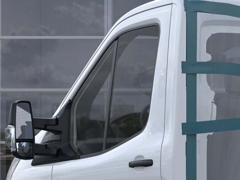 2025 Ford Transit Cutaway Base - Photo 41
