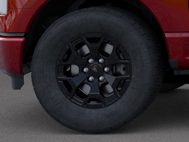 2025 Ford F-150 Lightning XLT photo 18