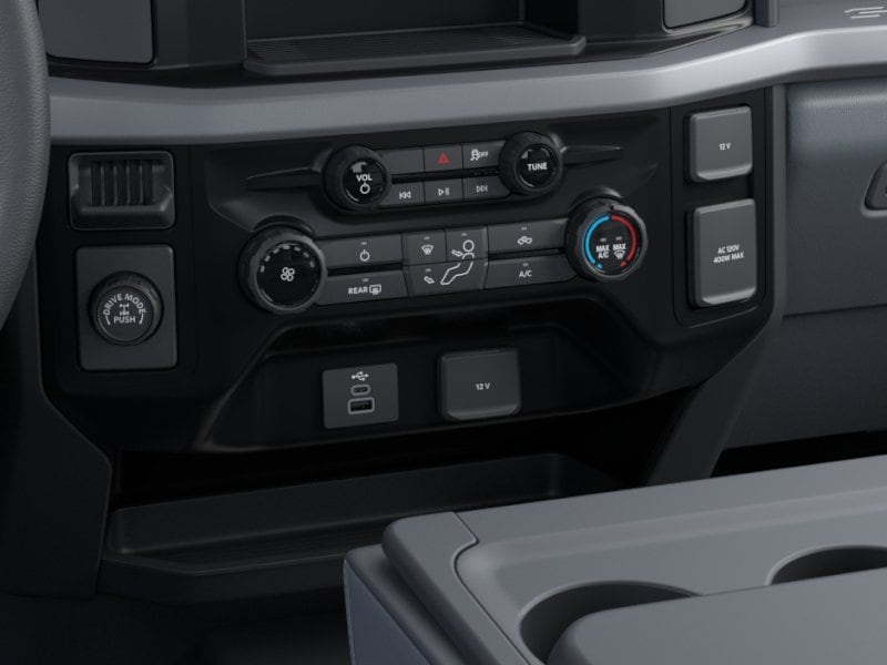 2025 Ford F-250 Super Duty XL - Photo 37