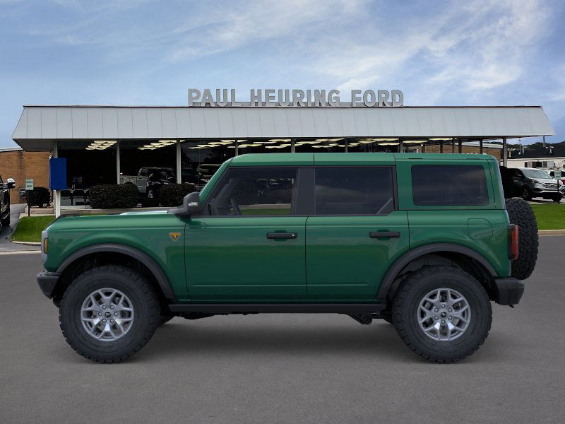 2025 Ford Bronco Badlands photo 3