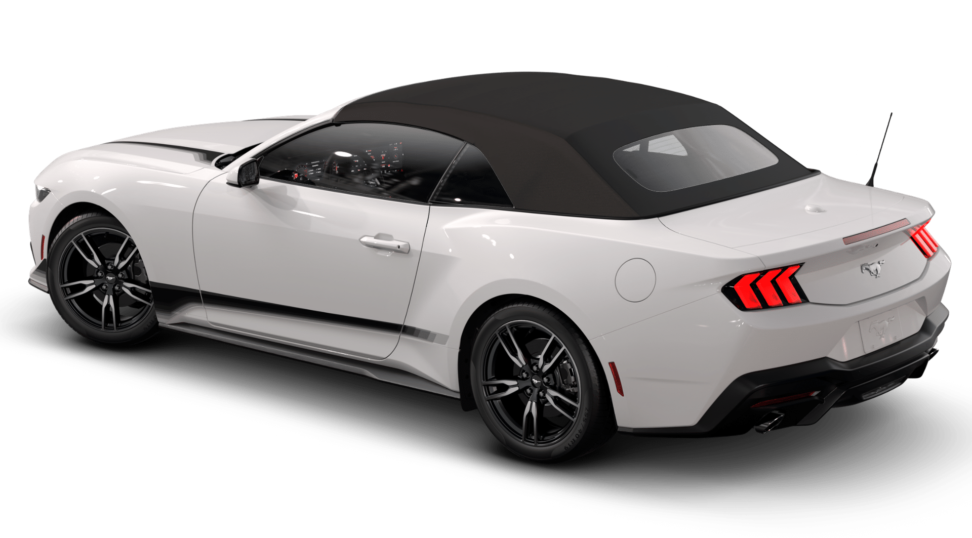 2025 Ford Mustang EcoBoost photo 2
