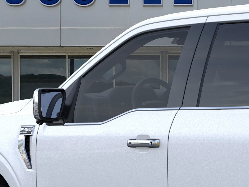 2025 Ford F-150 Lariat photo 19