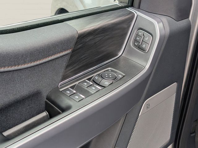 2025 Ford F-150 Lariat - Photo 37