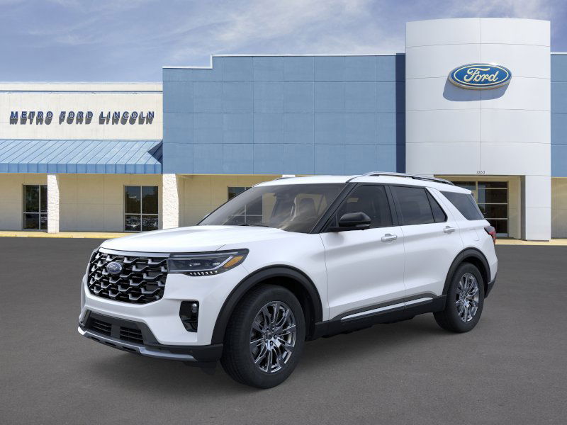 2026 Ford Explorer Platinum's photo