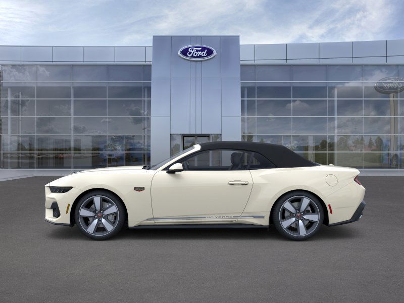 2025 Ford Mustang GT Premium Convertible photo 3