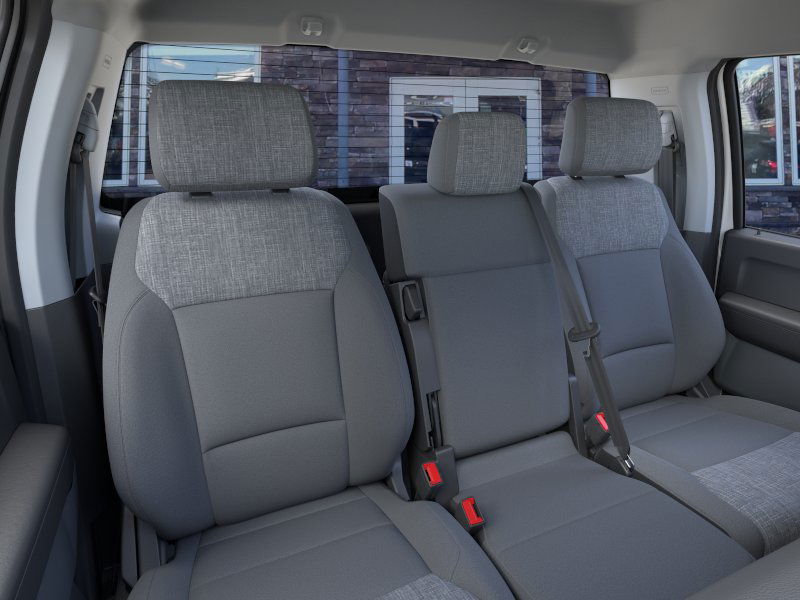 2025 Ford F-350 Super Duty XLT - Photo 35