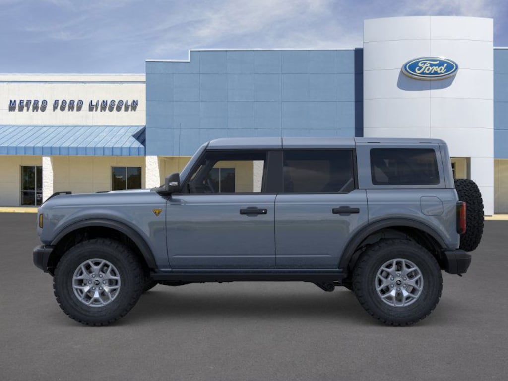 New 2025 Ford Bronco Badlands SUV