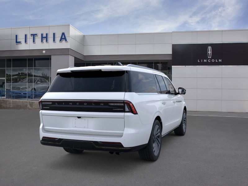 Thumbnail: 2026 Lincoln Navigator L - 39