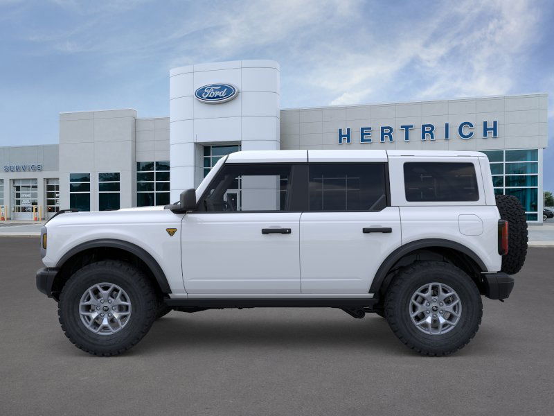 2025 Ford Bronco Badlands photo 3
