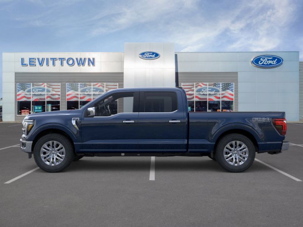 New 2025 Ford F-150 LARIAT LARIAT 4WD SuperCrew 6.5 Box