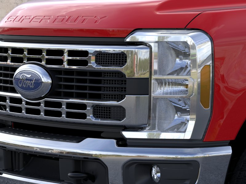 2025 Ford F-350 Super Duty Chassis Cab XLT - Photo 39