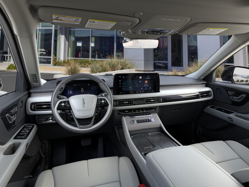 Image 9 of 2025 Lincoln Aviator