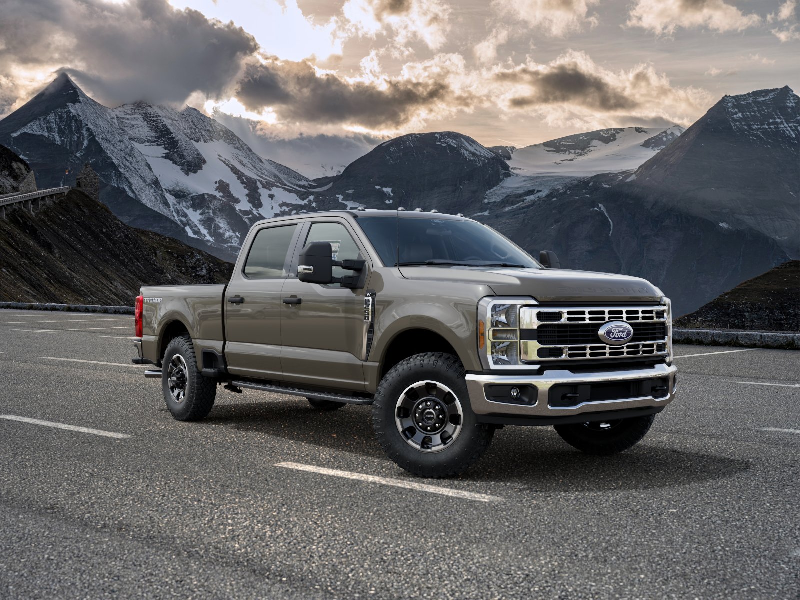 New 2027 Ford F-250 Truck Crew Cab