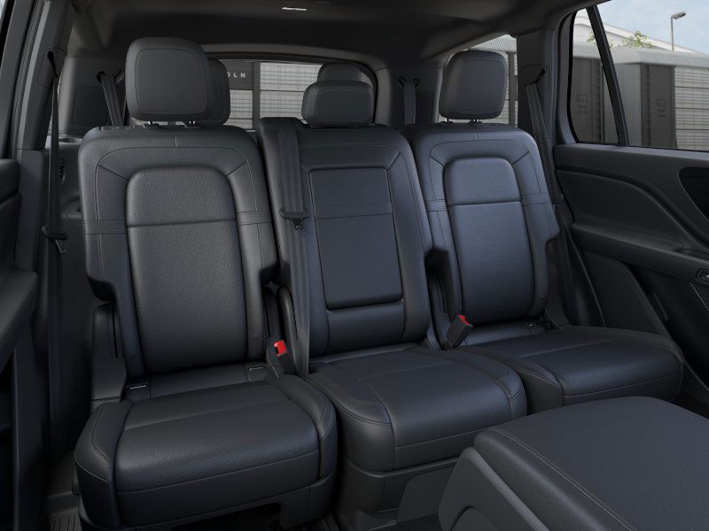 Thumbnail: 2026 Lincoln Aviator - 33