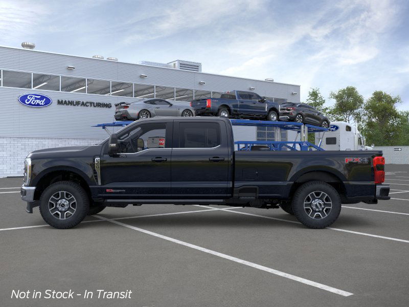2026 Ford F-350 Lariat photo 3