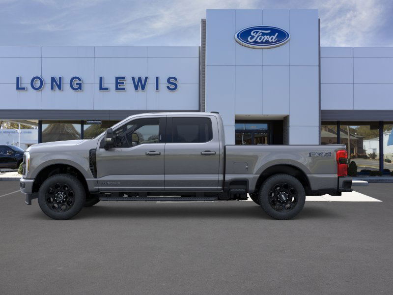 2025 Ford F-250 photo 3