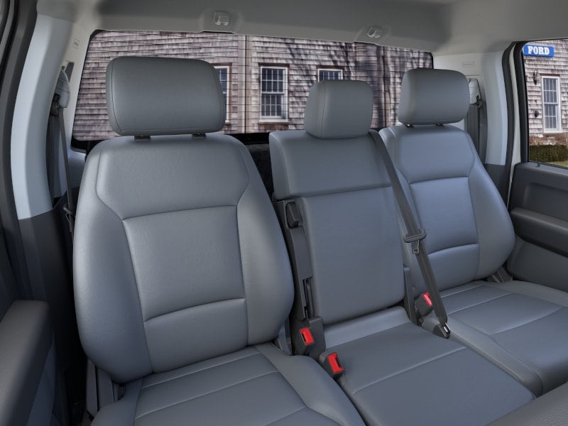 2025 Ford F-350 Super Duty Chassis Cab XLT - Photo 10