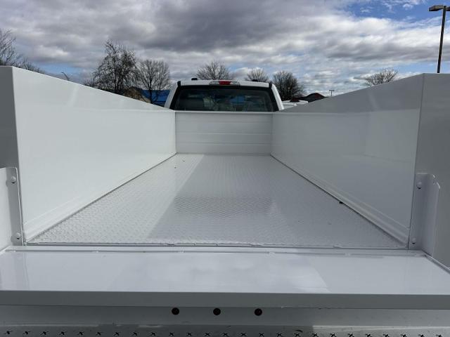 2024 Ford F-350 Super Duty Chassis Cab XL - Photo 31