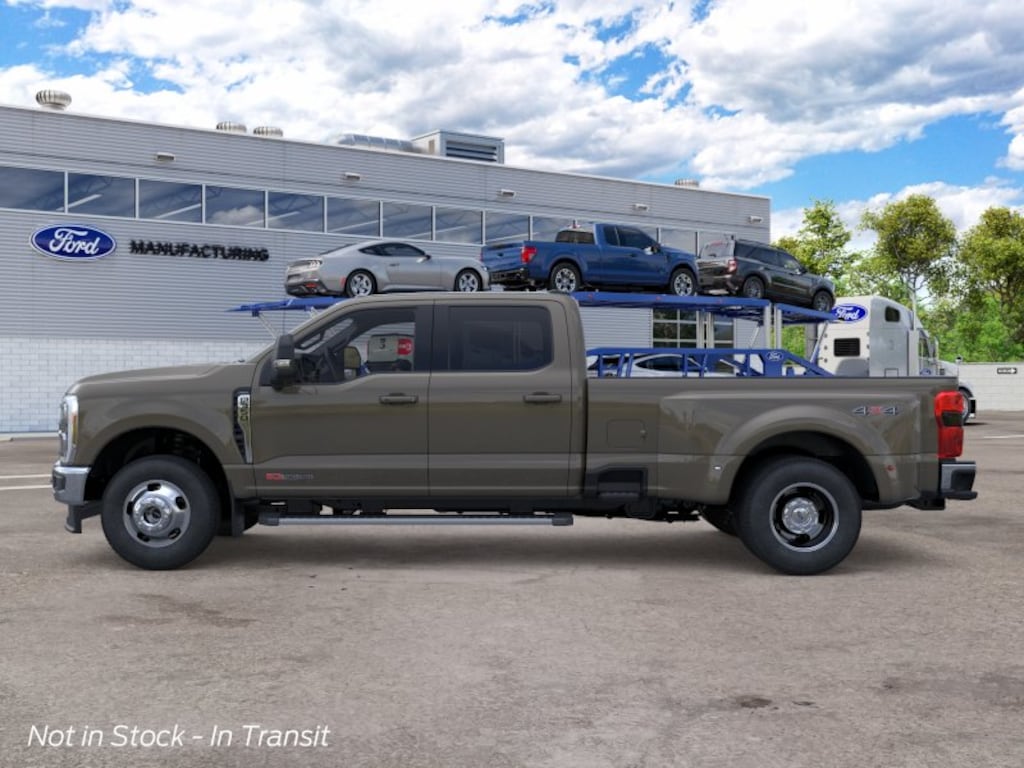 New 2026 Ford Super Duty F-350® Lariat® TRUCK