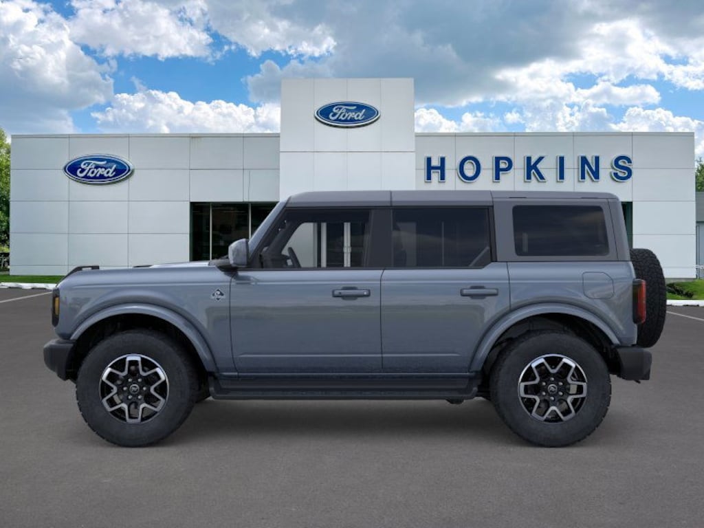 New 2025 Ford Bronco Outer Banks SUV