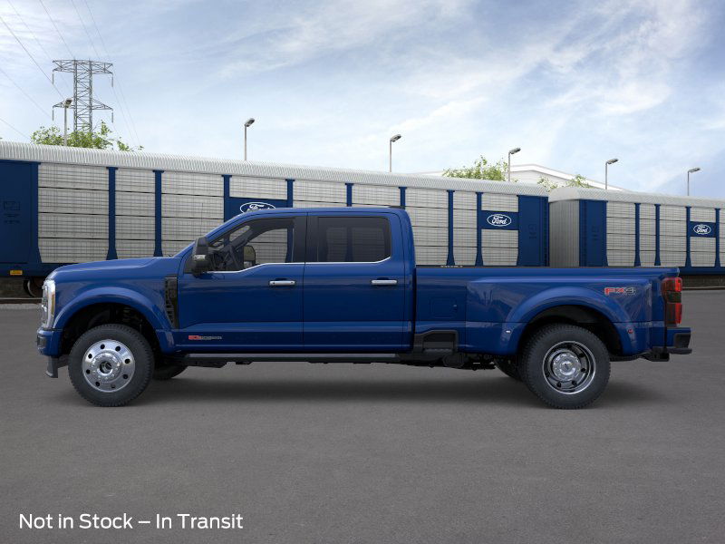 2026 Ford F-450 Platinum photo 3