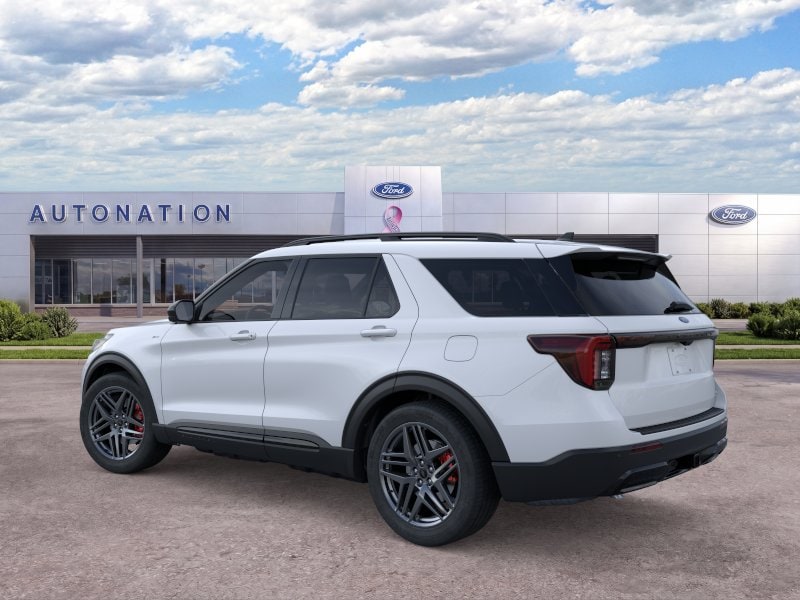 2026 Ford Explorer ST-Line - Photo 16