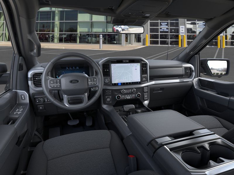 2025 Ford F-150 XLT - Photo 9