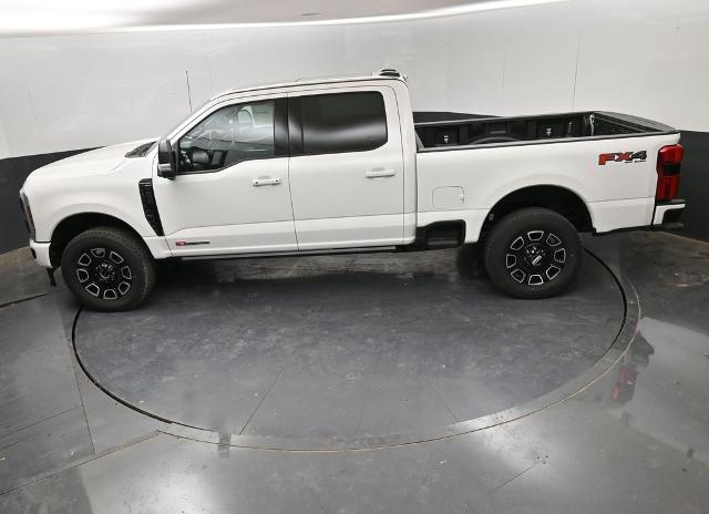 2025 Ford F-250 Super Duty Platinum - Photo 79