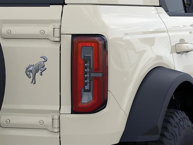 2026 Ford Bronco Outer Banks SUV