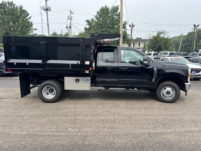 2026 Ford F-350 Super Duty Chassis Cab XL - Photo 25