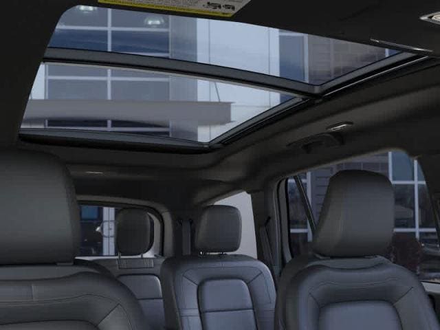 Thumbnail: 2026 Lincoln Aviator - 44