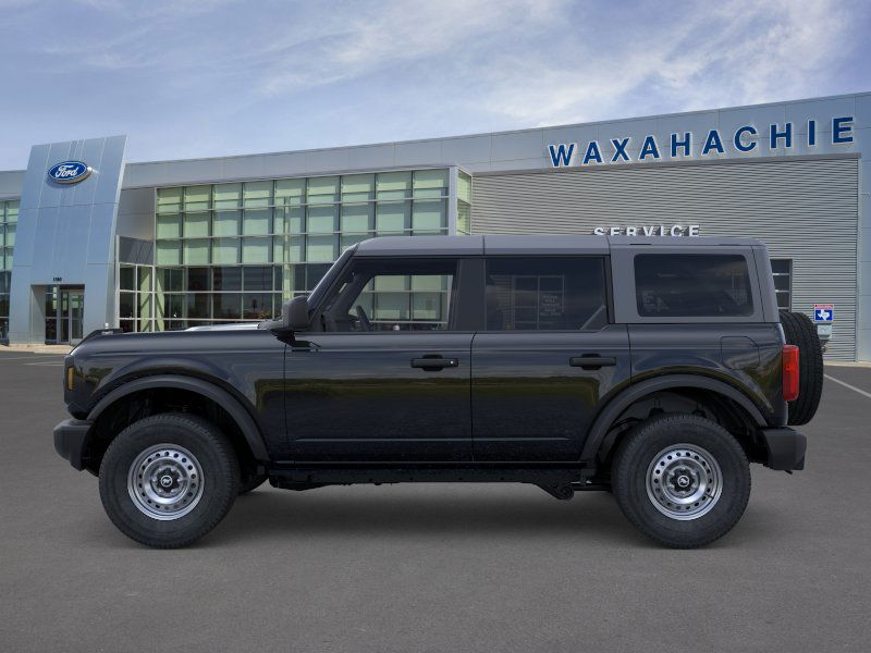 2025 Ford Bronco Base photo 3