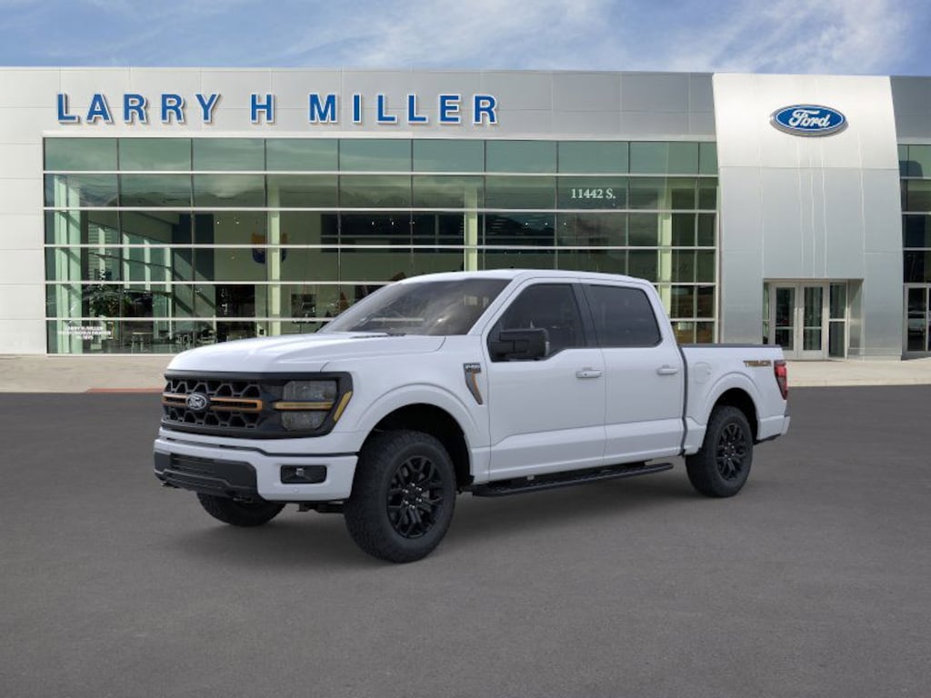 New 2025 Ford F-150 Tremor 4WD SuperCrew 5-1/2' Box V8 Engine