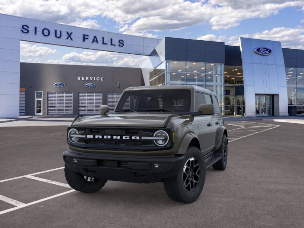 New 2026 Ford Bronco Outer Banks SUV