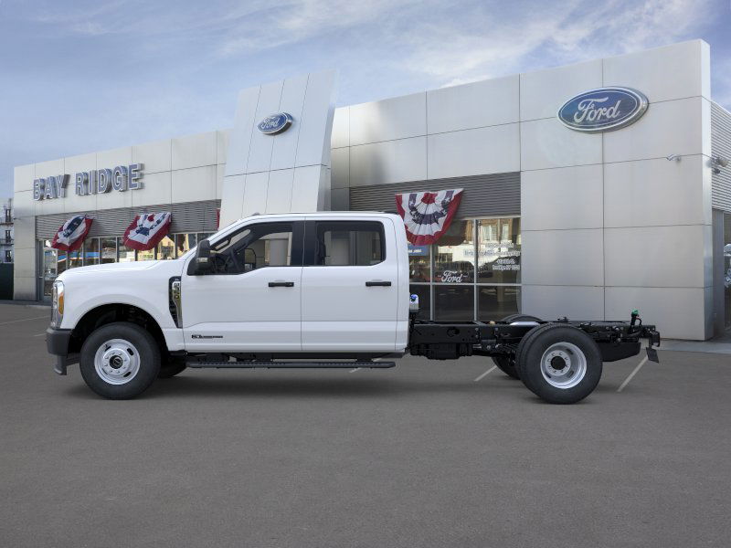 2026 Ford F-350 photo 4