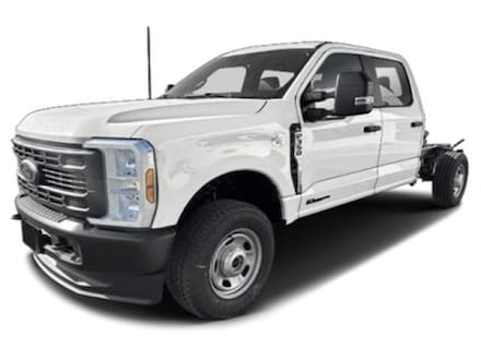 2025 Ford F-350 Chassis F-350 XL Truck Crew Cab