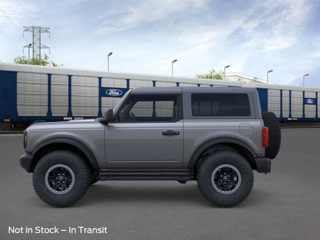 New 2025 Ford Bronco Base SUV