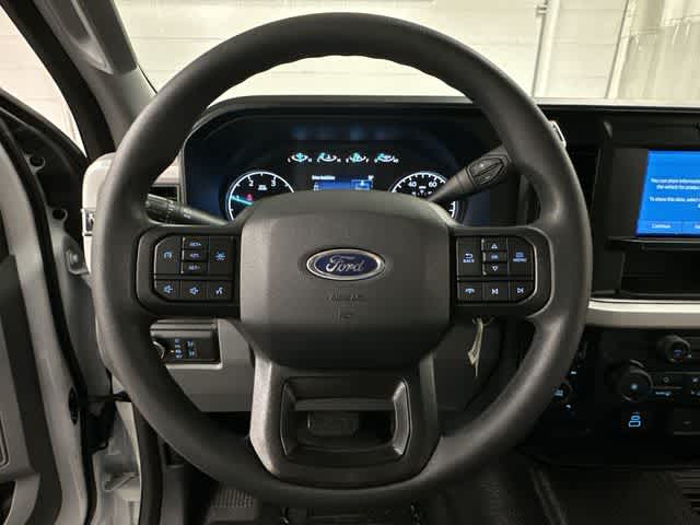 2026 Ford F-550 Super Duty Chassis Cab XL - Photo 41