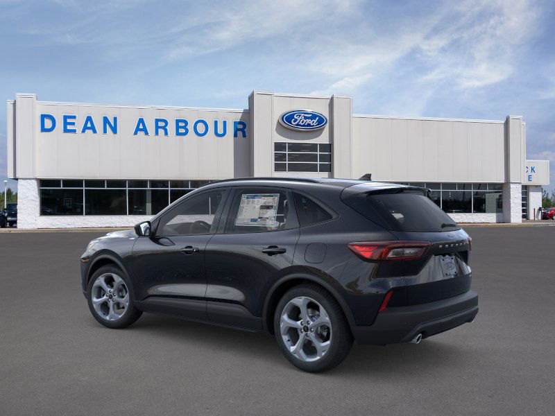 2026 Ford Escape ST-Line photo 4