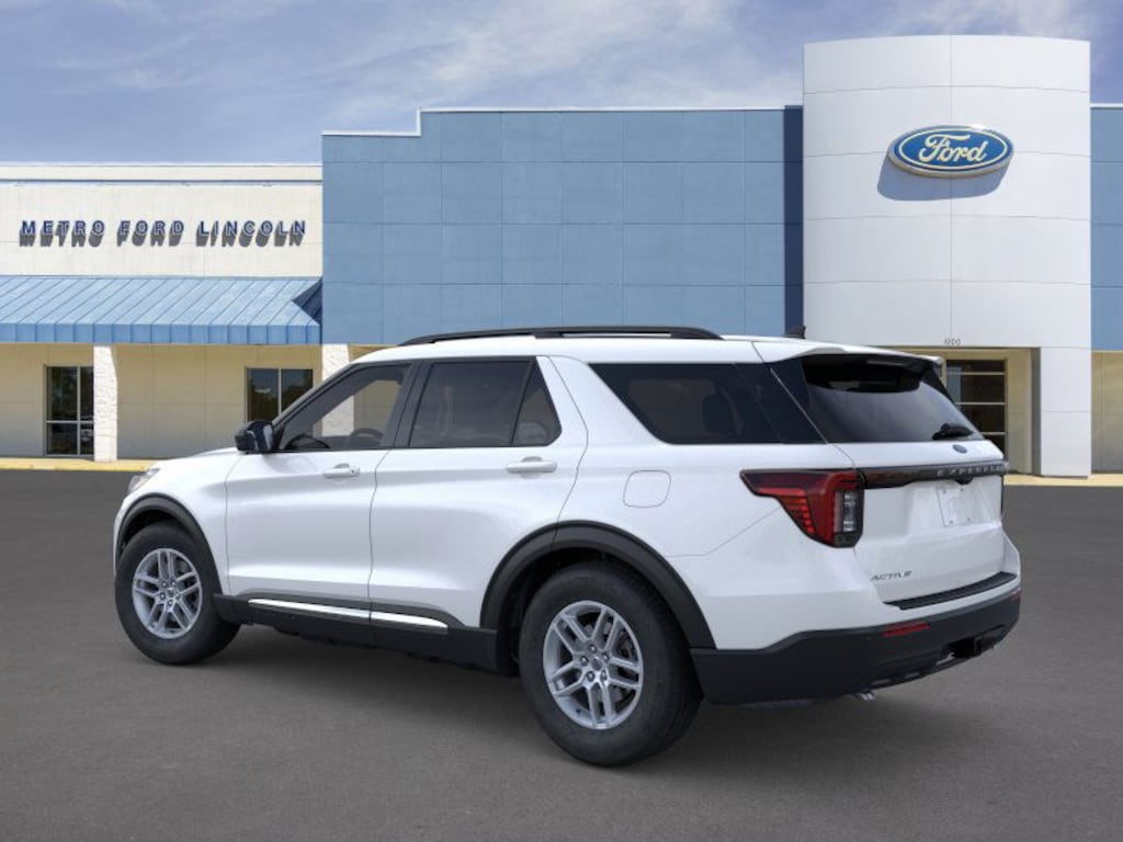 New 2025 Ford Explorer Active SUV