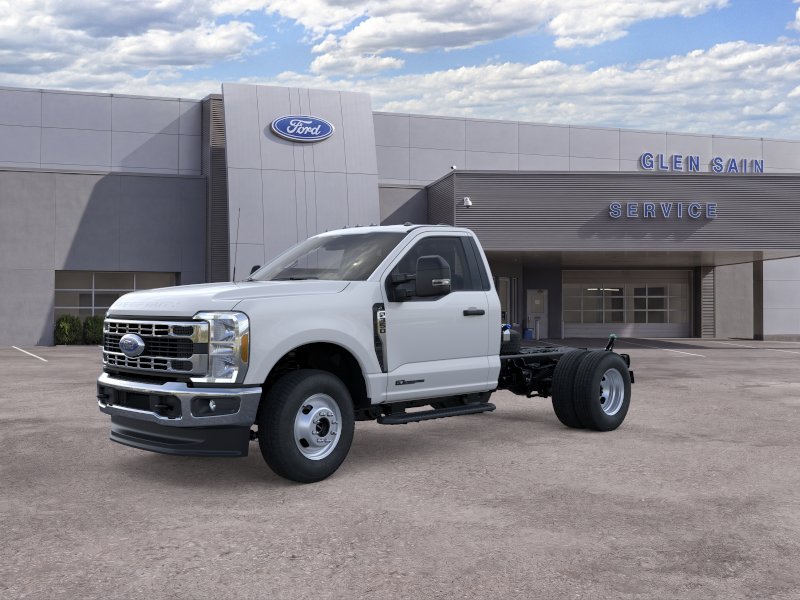 2025 Ford F-350 Super Duty Chassis Cab