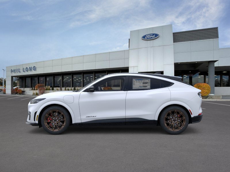 2025 Ford Mustang Mach-E GT photo 3