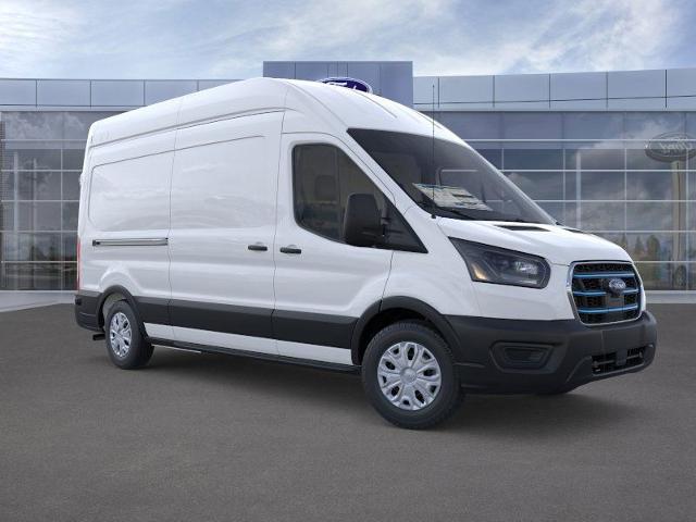 2025 Ford E-Transit Cargo Van Base - Photo 28