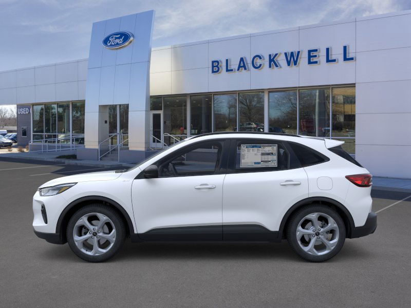 2026 Ford Escape ST-Line photo 2