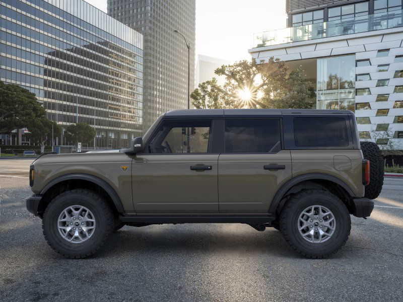 2025 Ford Bronco Badlands photo 3