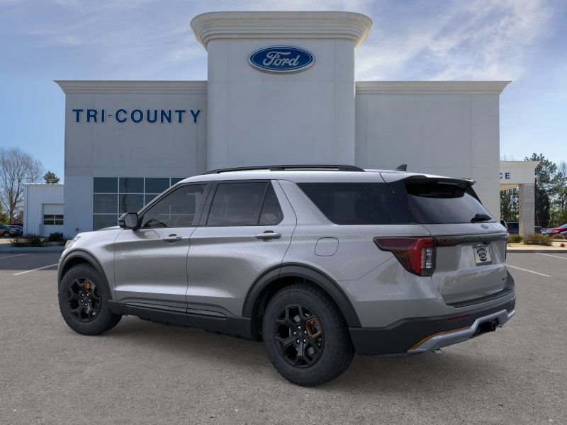 2026 Ford Explorer photo 2