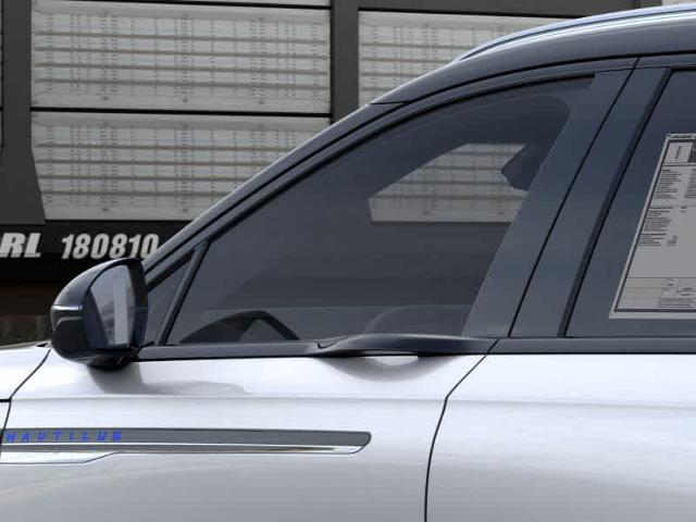 Thumbnail: 2026 Lincoln Nautilus - 42