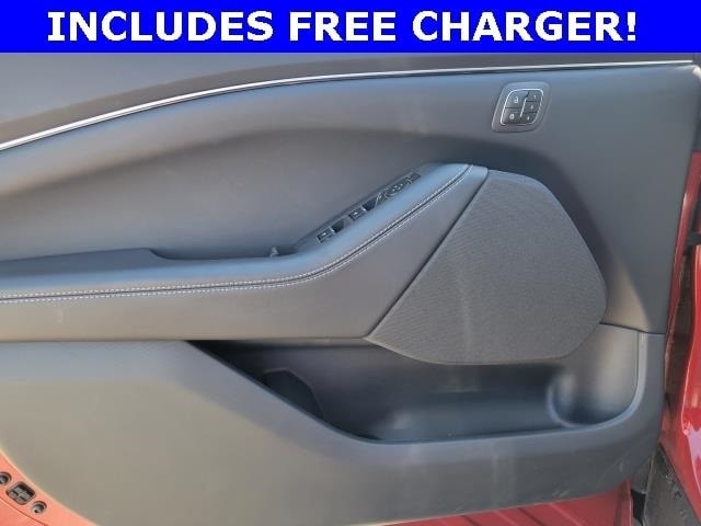 2023 Ford Mustang Mach-E Select photo 9
